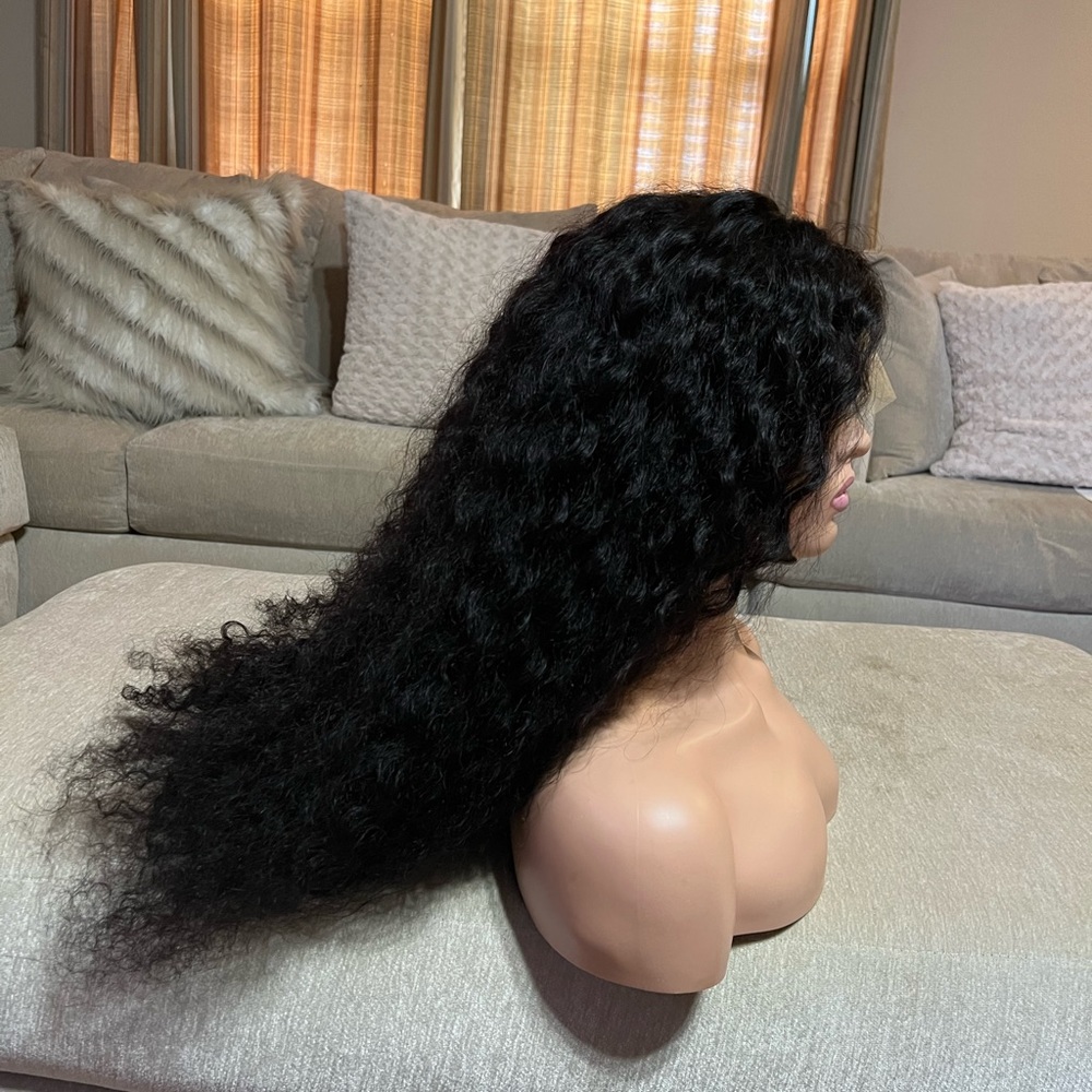 Wig - Picture 3 of 6